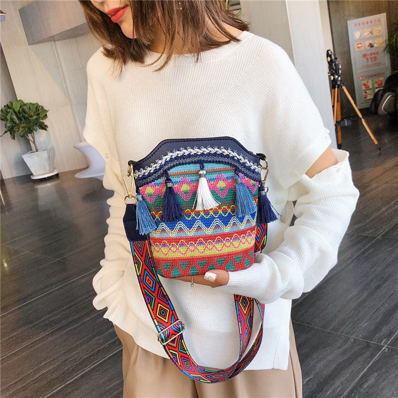 High-grade Female Ethnic Style Niche Woven Crossbody Bags