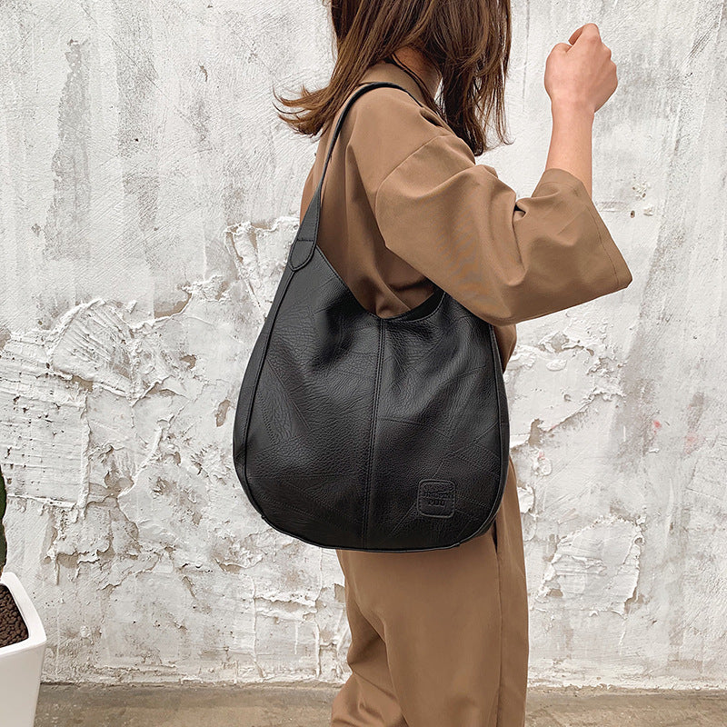 Women's Retro Soft Leather Textured Large Capacity Shoulder Bags
