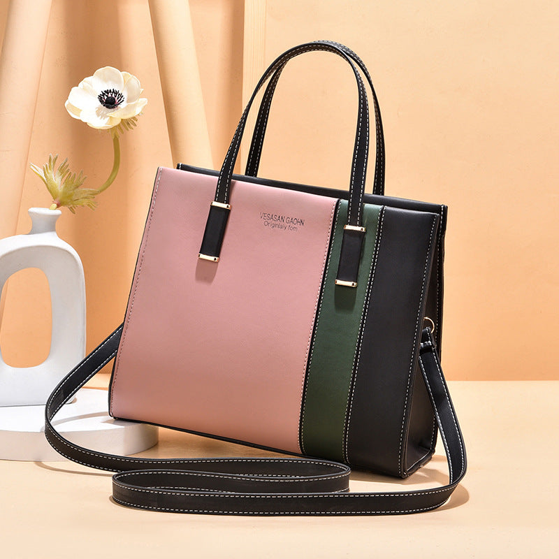 Women's Contrast Color Western Style Large Capacity Shoulder Bags