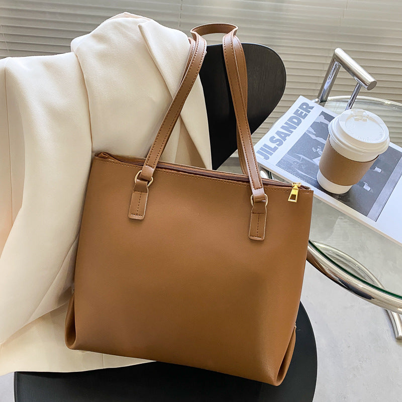 Women's Pretty Trendy Large Capacity Fashionable Shoulder Bags