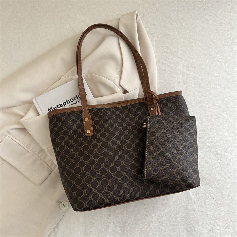 Women's Spring Big Female Commuter Large Capacity Shoulder Bags