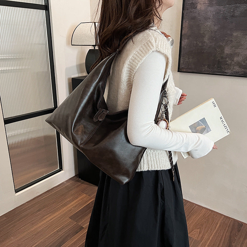 Women's Large Capacity Commuter Retro One Shopping Shoulder Bags