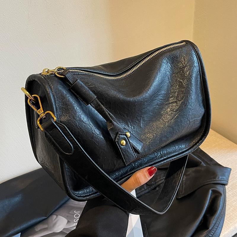 Women's Large Capacity Retro Broadband Texture Pillow Shoulder Bags