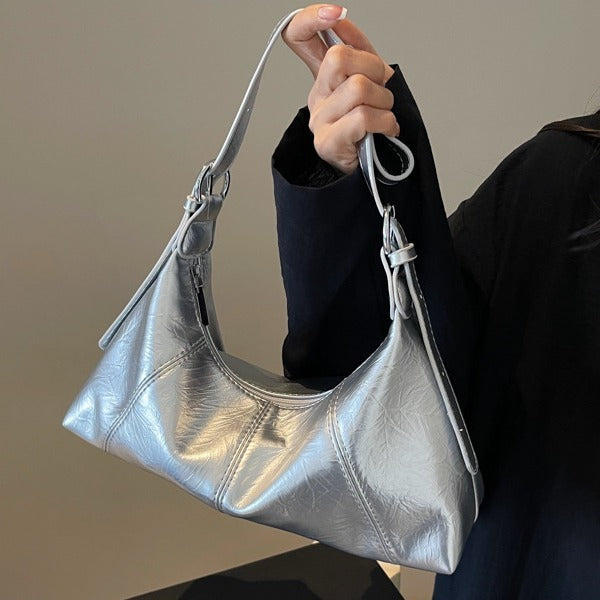 Women's Niche Large Capacity Dumpling Korean Retro Bags