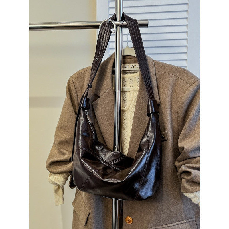 Women's Soft Leather Oil Wax Dumpling Retro Large Crossbody Bags