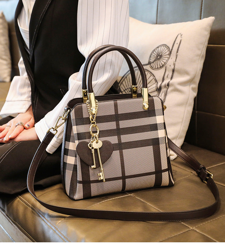 Women's Surrogate Shopping Genuine Leather Fashionable Elegant Portable Tote Bags