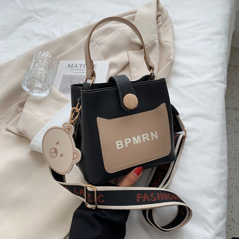 Women's Popular Autumn Tide Fashion Wide Strap Shoulder Bags