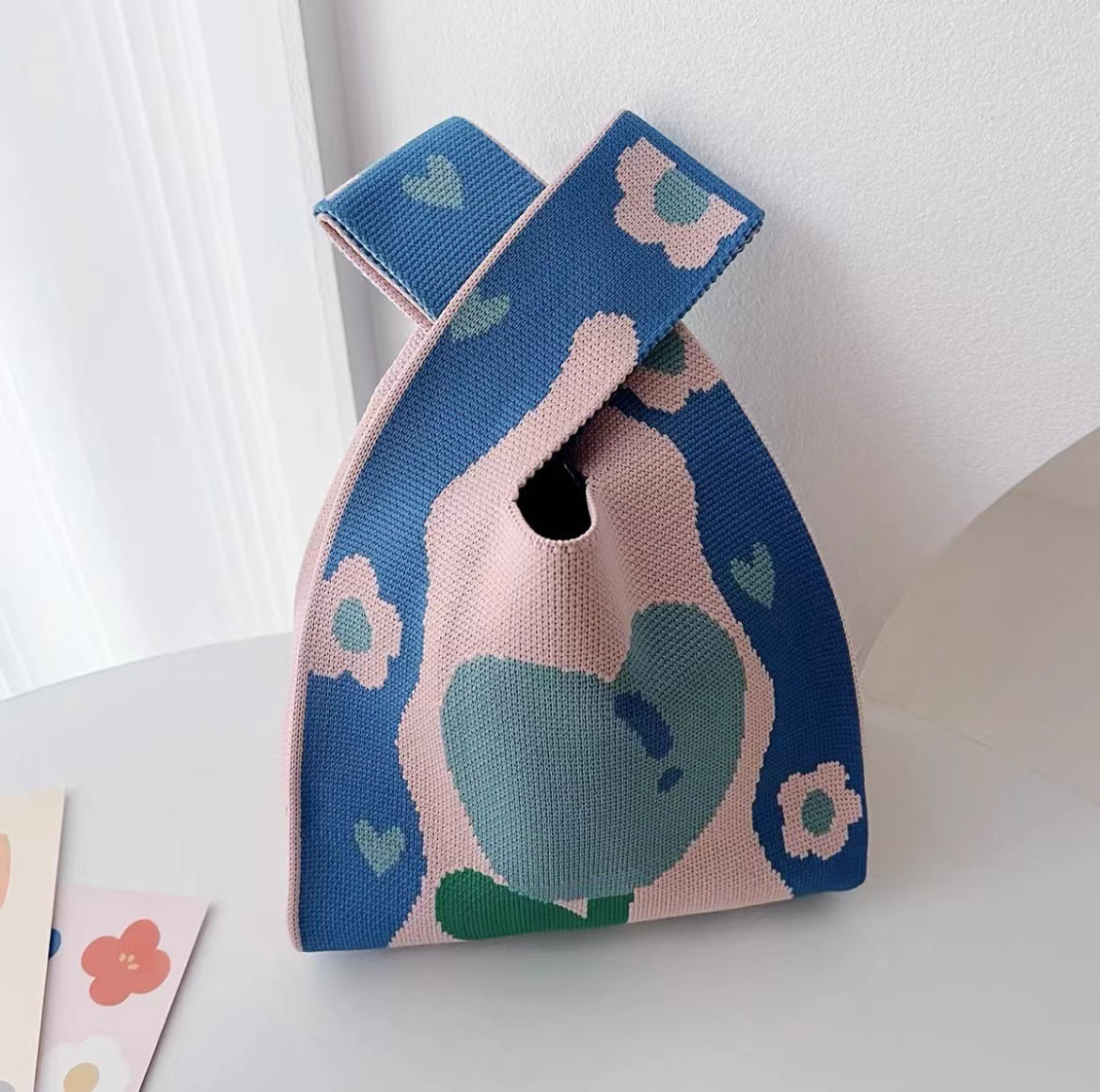 Women's Style Large Capacity Knitted Fashion Cartoon Tote Bags