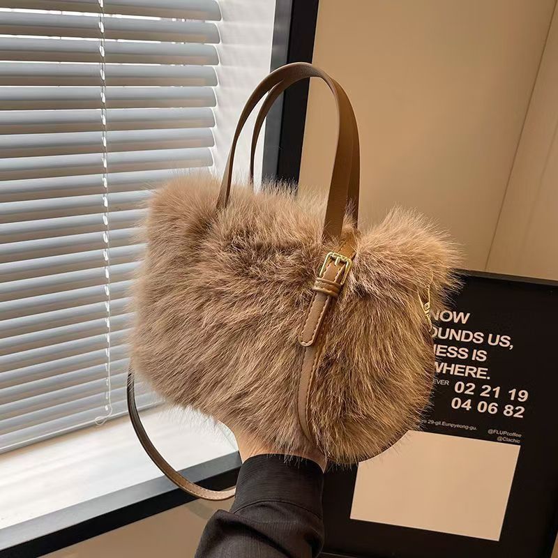 Women's Furry Fashion Pearl Plush Cute Commuter Crossbody Bags