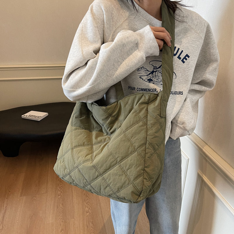 Women's Fashion Cloud Pleated Large Personalized Minority Crossbody Bags