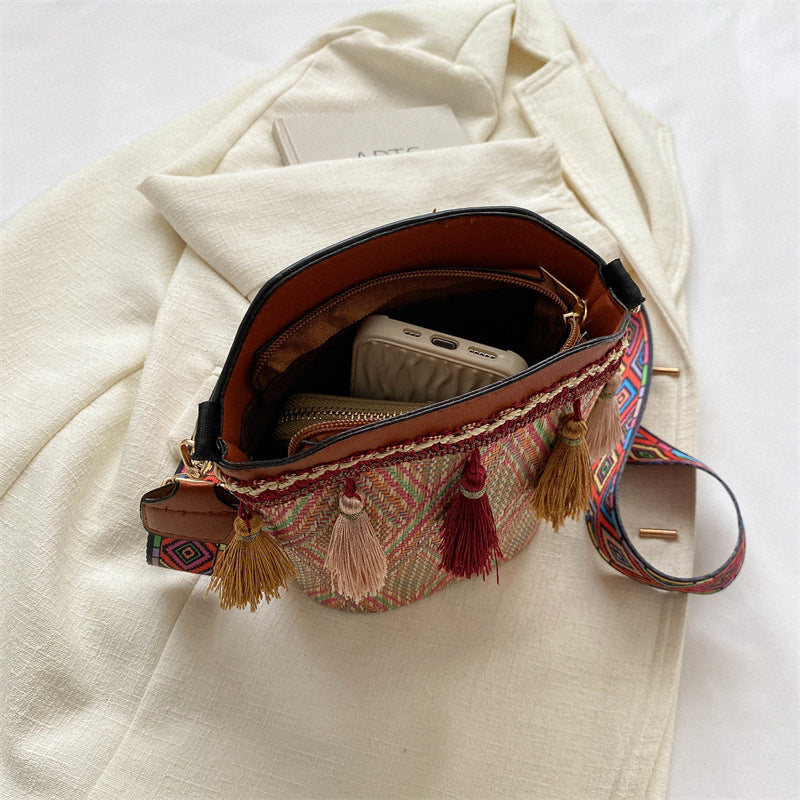 Women's Korean Fashion Artistic Ethnic Style Tassel Shoulder Bags