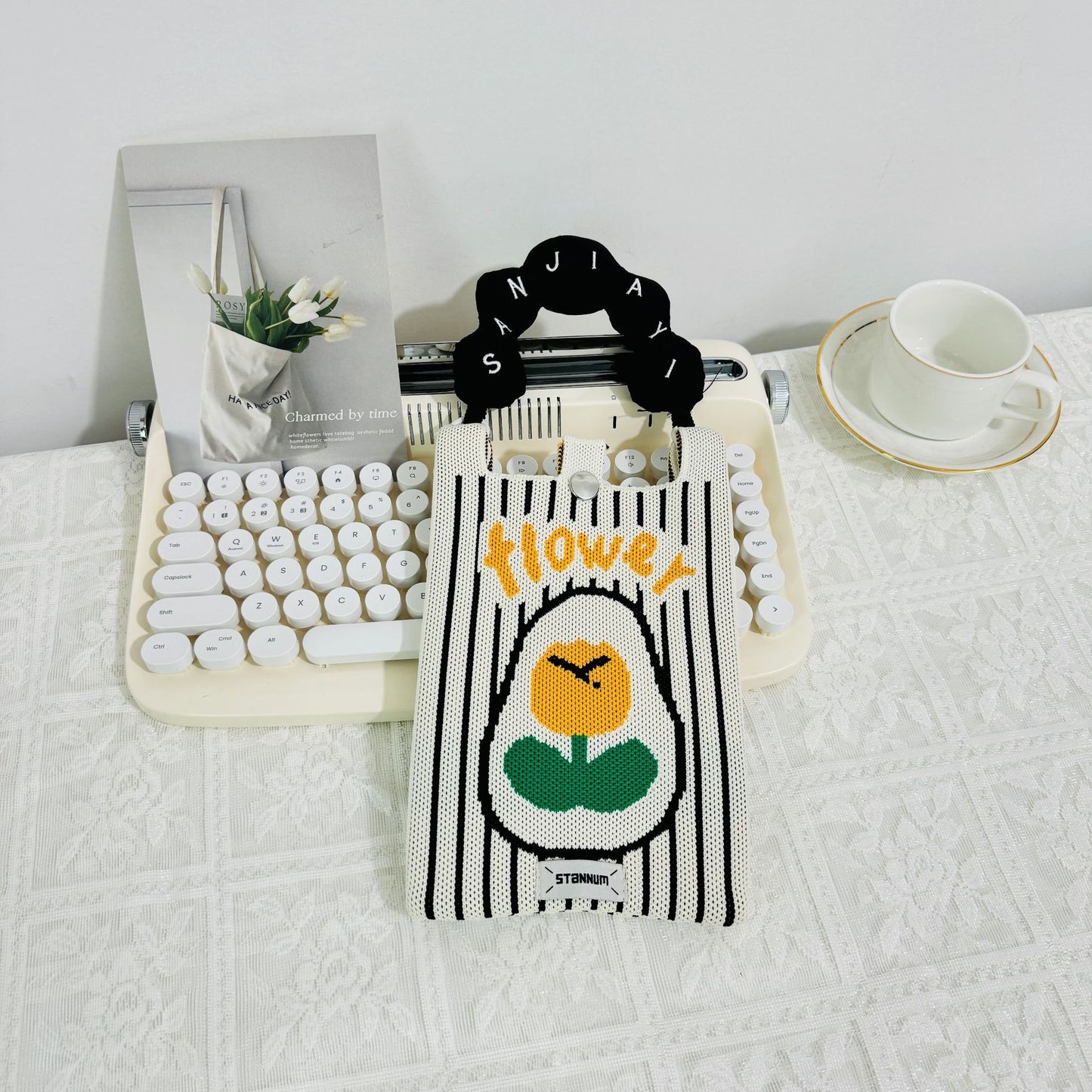 Creative Cute Cartoon Cat Knitted Mini Crossbody Bags
