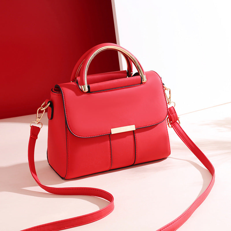 Women's Korean Style Fashionable Mom Trendy Mature Shoulder Bags