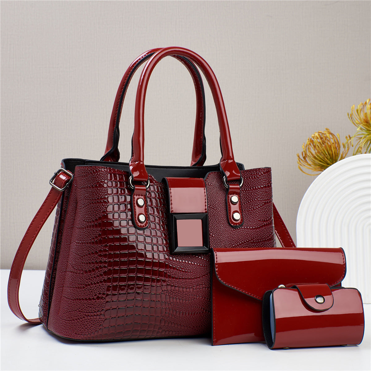 2 High-grade Three-piece Bright Leather Lizard Handbags