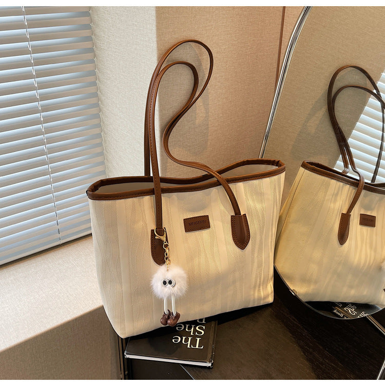 Women's Large Capacity Fashion Portable Commuter Shoulder Bags