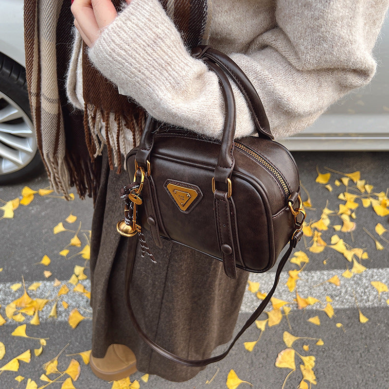 Women's Winter Retro Portable Red Fashion Simple Handbags