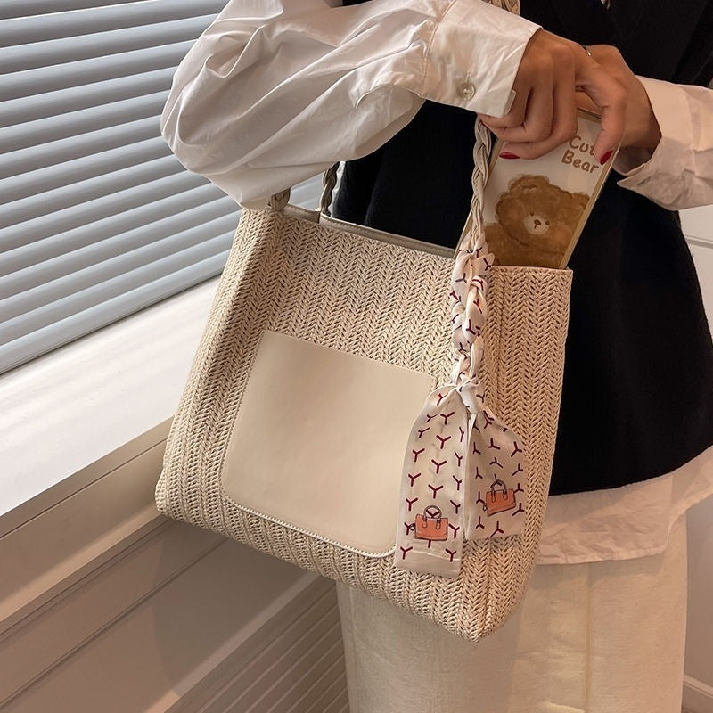 Women's Classy Unique Fashionable Woven Winter Shoulder Bags