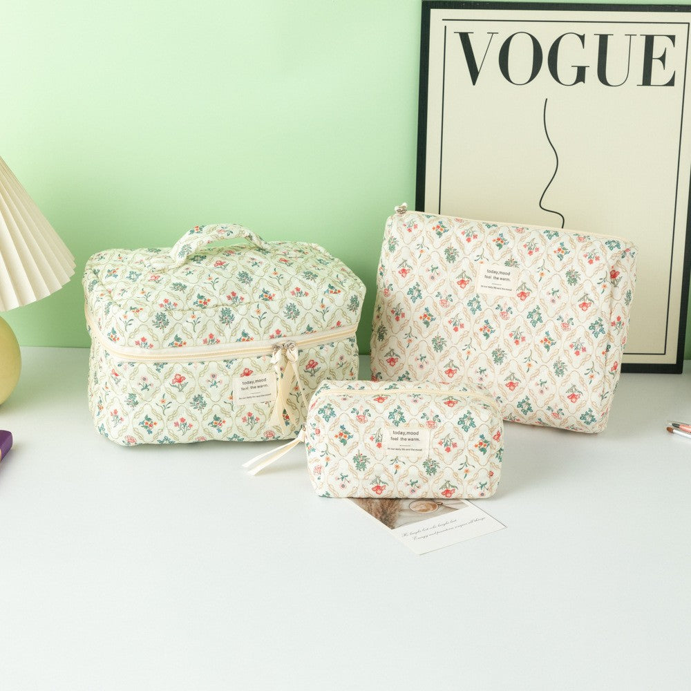 Portable Large Capacity Floral Storage Carrying Cosmetic Bags