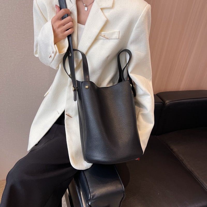 Women's Retro Large Capacity Spring Popular Texture Crossbody Bags