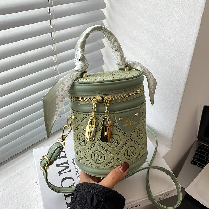 Women's New Cool High-grade Niche Cylinder Bags