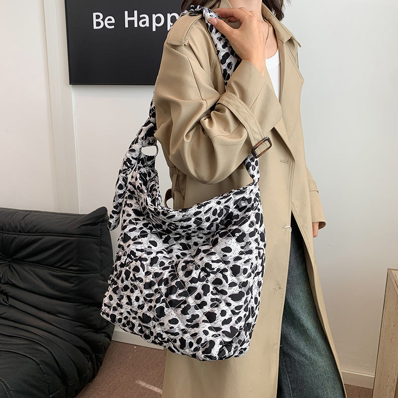 Female Korean Fashion Dumpling Large Capacity Bags