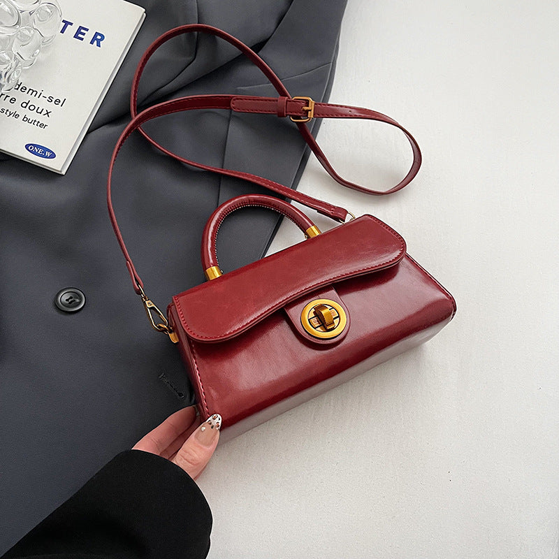 Women's Portable Commuter Fashionable Retro Multifunctional Shoulder Bags