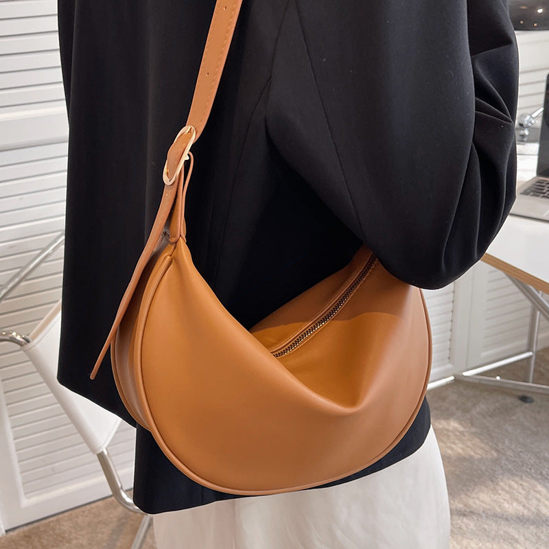 Women's Advanced Texture Summer Fashion Design Saddle Crossbody Bags