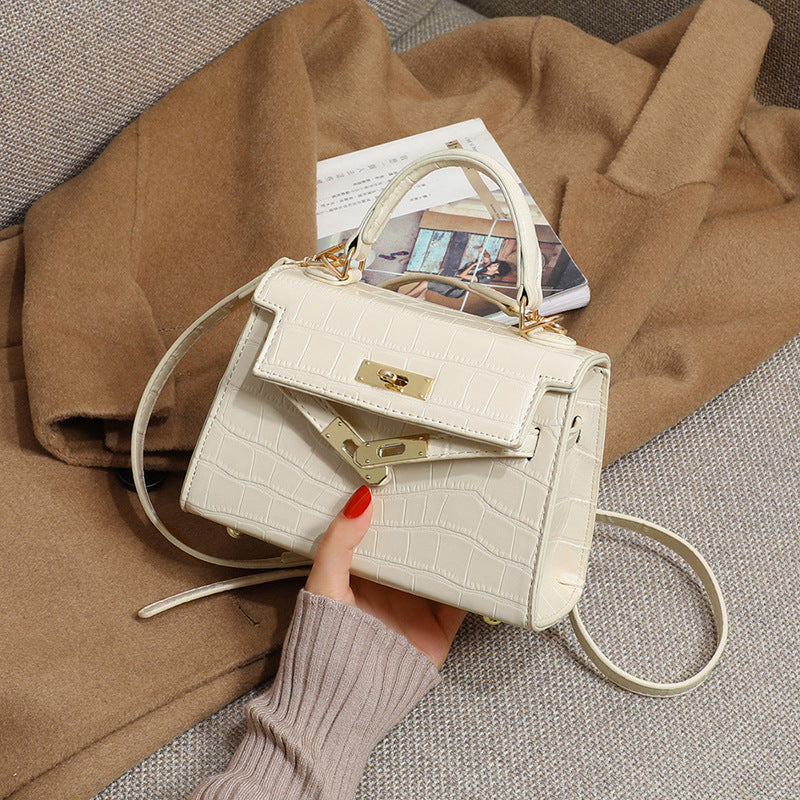 Women's Fashion Underarm Mini Light Luxury Portable Crossbody Bags