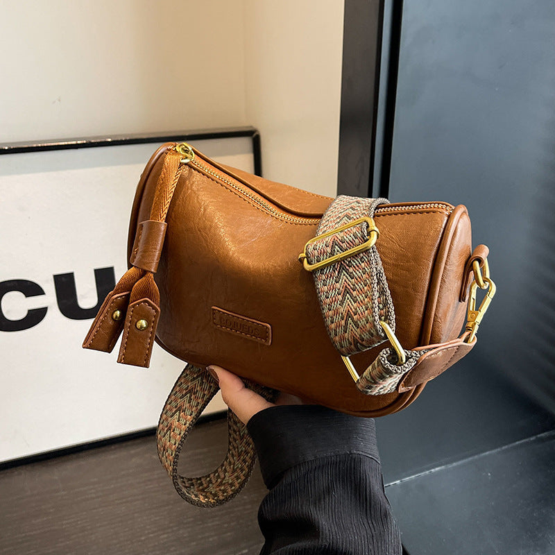 Women's High Sense Retro Popular Wide Strap Shoulder Bags