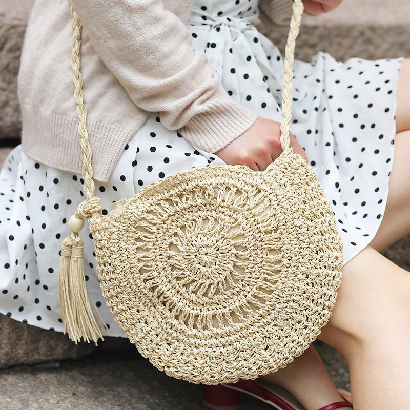 Women's Handmade Woven Tassel Hand-woven Crocheted Round Crossbody Bags