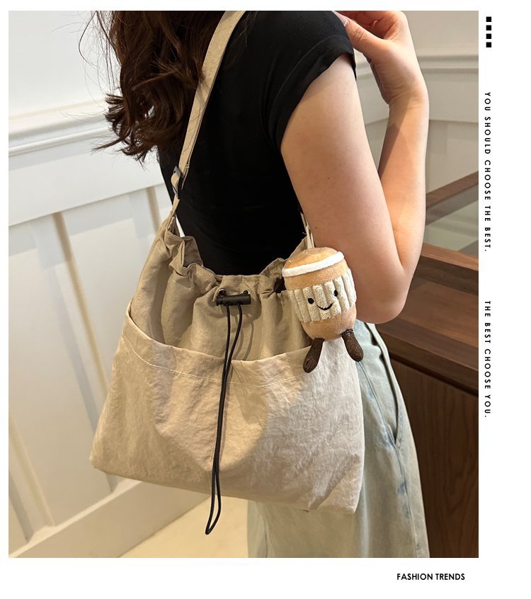 Women's Large Capacity Drawstring Leisure Street One Shoulder Bags