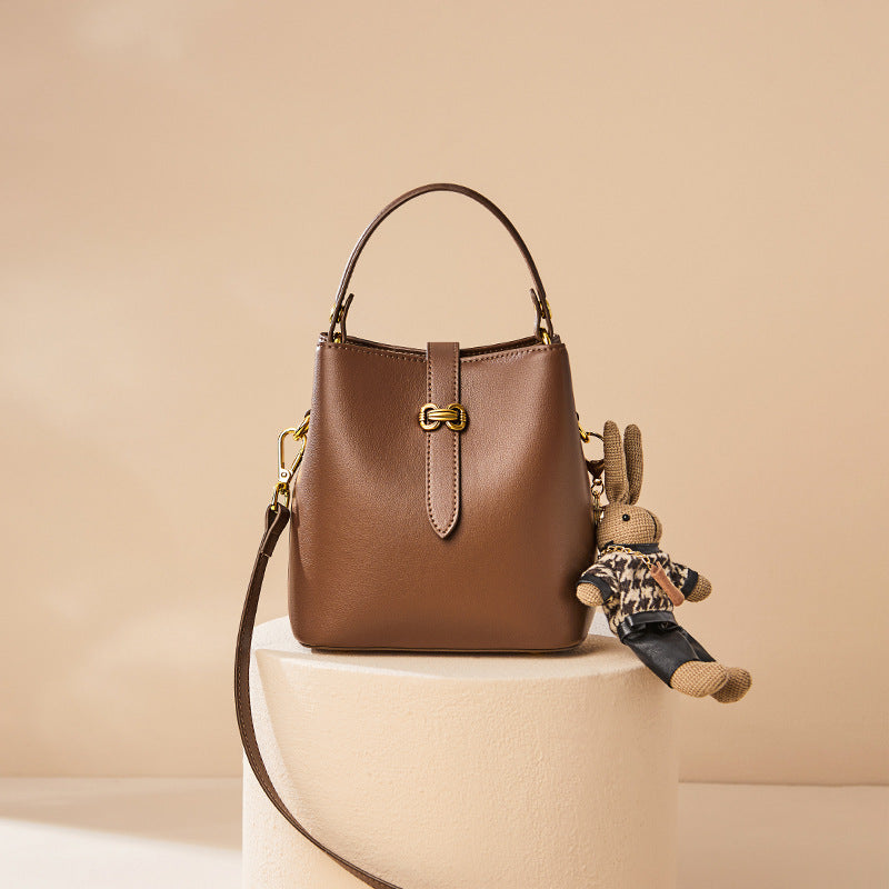 Women's Beautiful Genuine Leather Light Luxury Bags