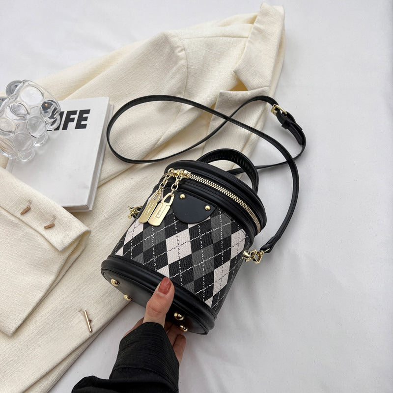 Women's Retro Easy Matching Autumn Fashion Texture Shoulder Bags