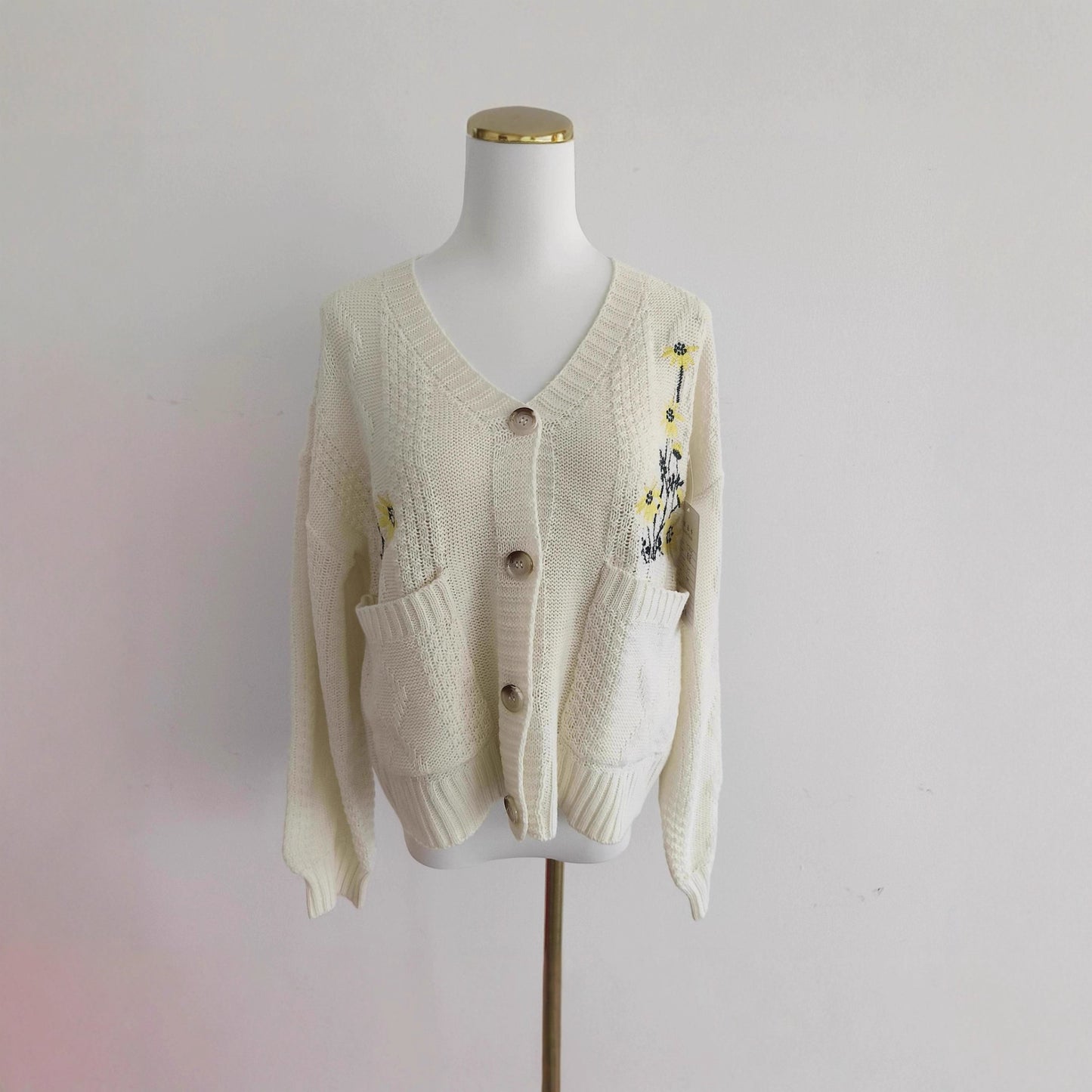 Flower Embroidered Button Round Neck Knitted Coats