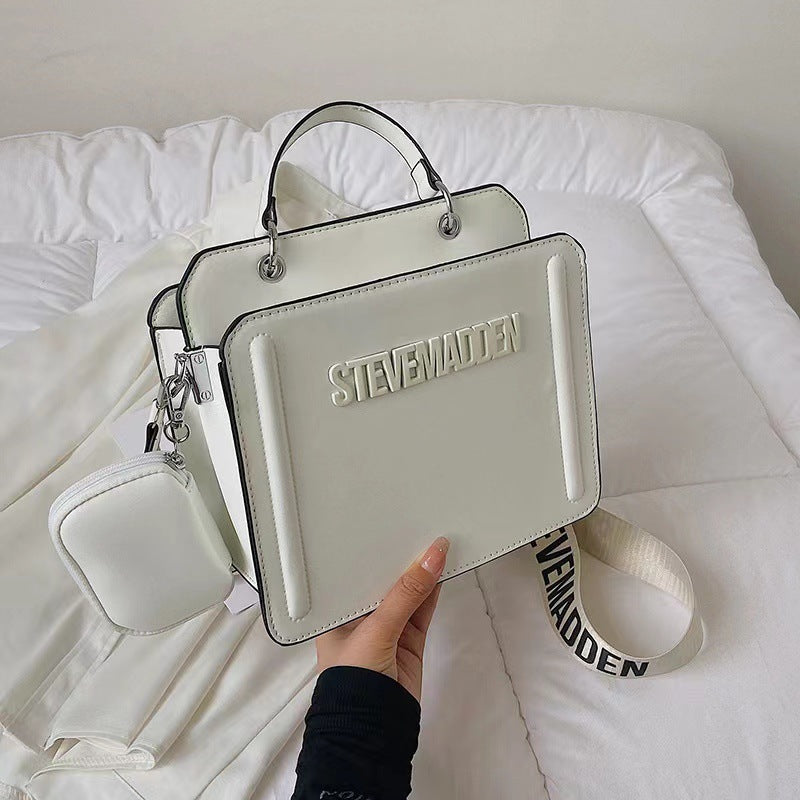 Women's Classic Innovative Fashion Large Capacity Shoulder Bags