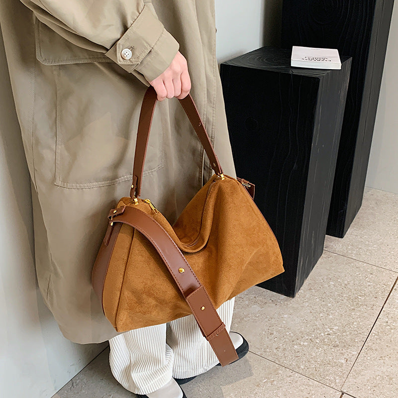 Women's Niche High-grade Suede Pillow Large Capacity Handbags