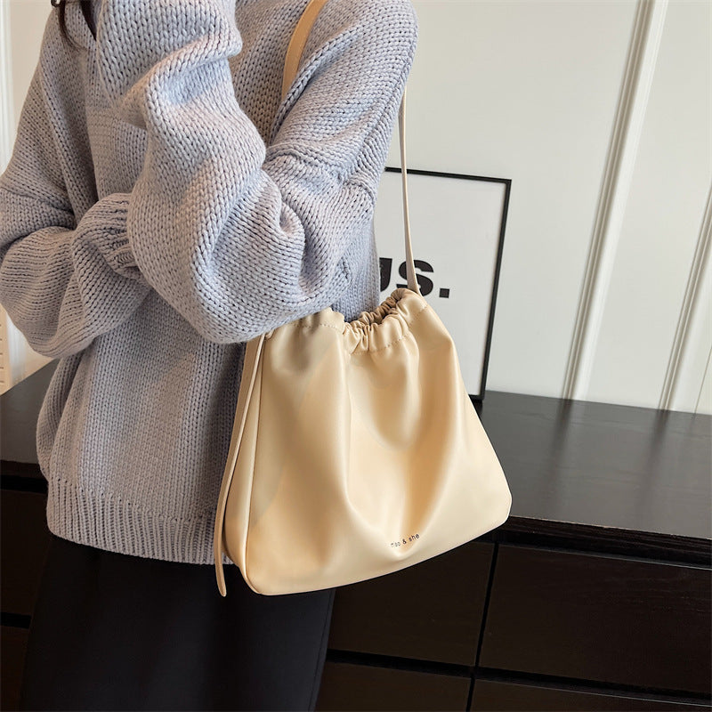 Women's Simple Commute Large Capacity Retro Tote Bags