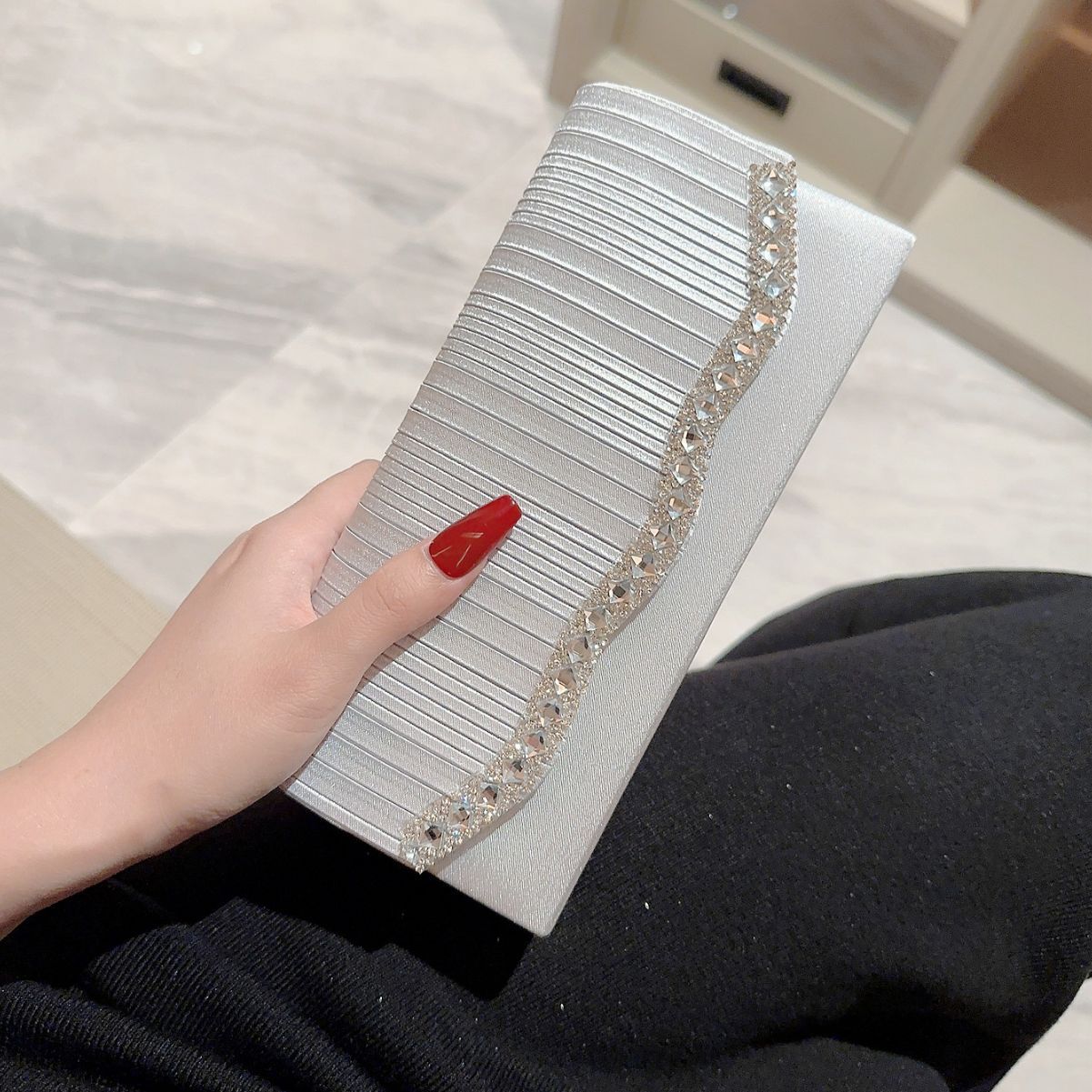Fashion Dinner Diamond Clutch Flip Party Evening Bags