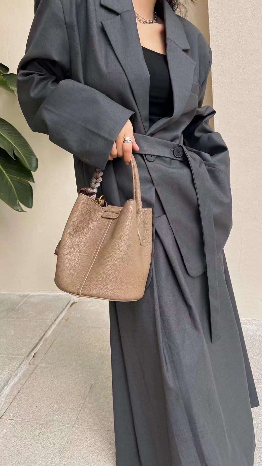 Classy Women's Scarf Genuine Leather Simple Handbags