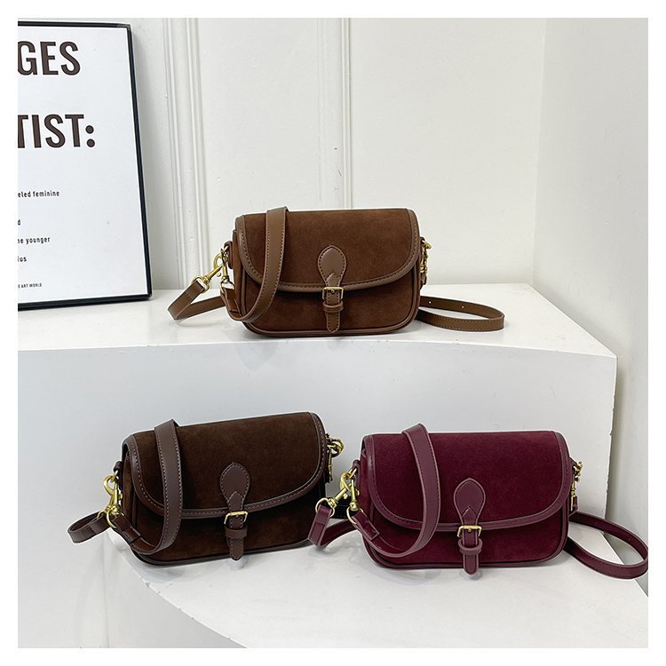 Women's High-grade Retro One Saddle Temperament Wild Tofu Crossbody Bags