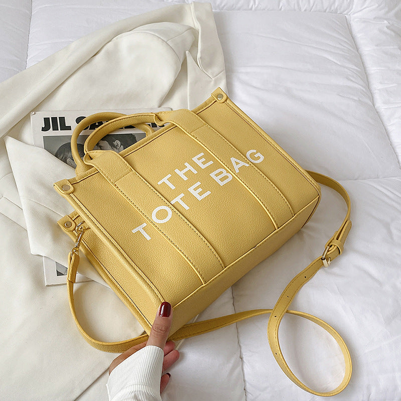 Women's Large Capacity Western Style Design Simple Tote Bags