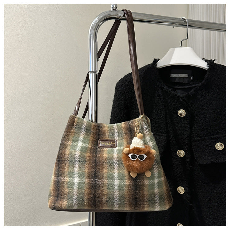 Women's Woolen Portable Winter Large Capacity Support Tote Bags