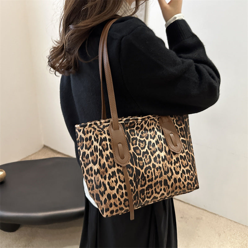 Women's Large Capacity Simple Leopard Print Winter Tote Bags