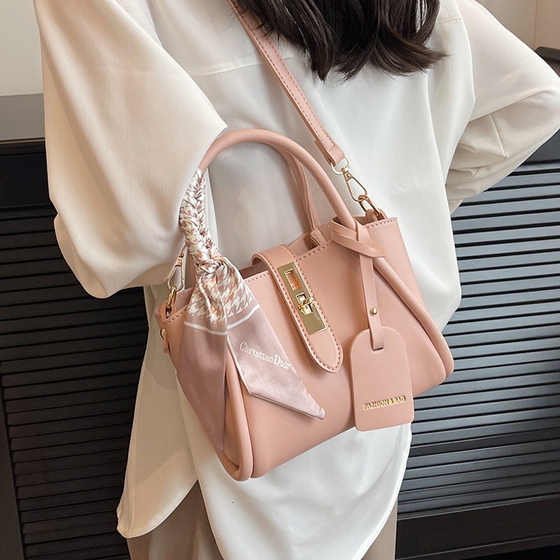 Women's High-grade Textured Popular Western Style Portable Crossbody Bags