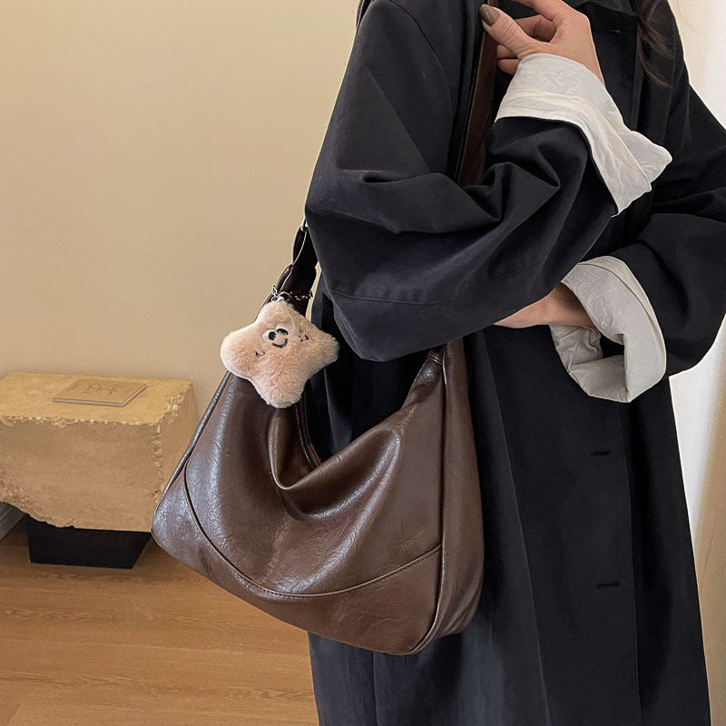 Women's Large Capacity Underarm Trendy Winter Simple Shoulder Bags