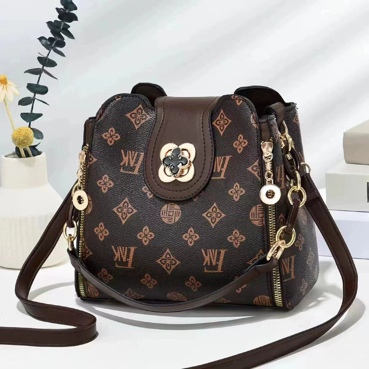 Women's Contrast Color Flip Plaid Printed Large Capacity Crossbody Bags