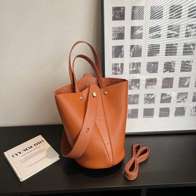 Women's Retro Large Capacity Spring Popular Texture Crossbody Bags