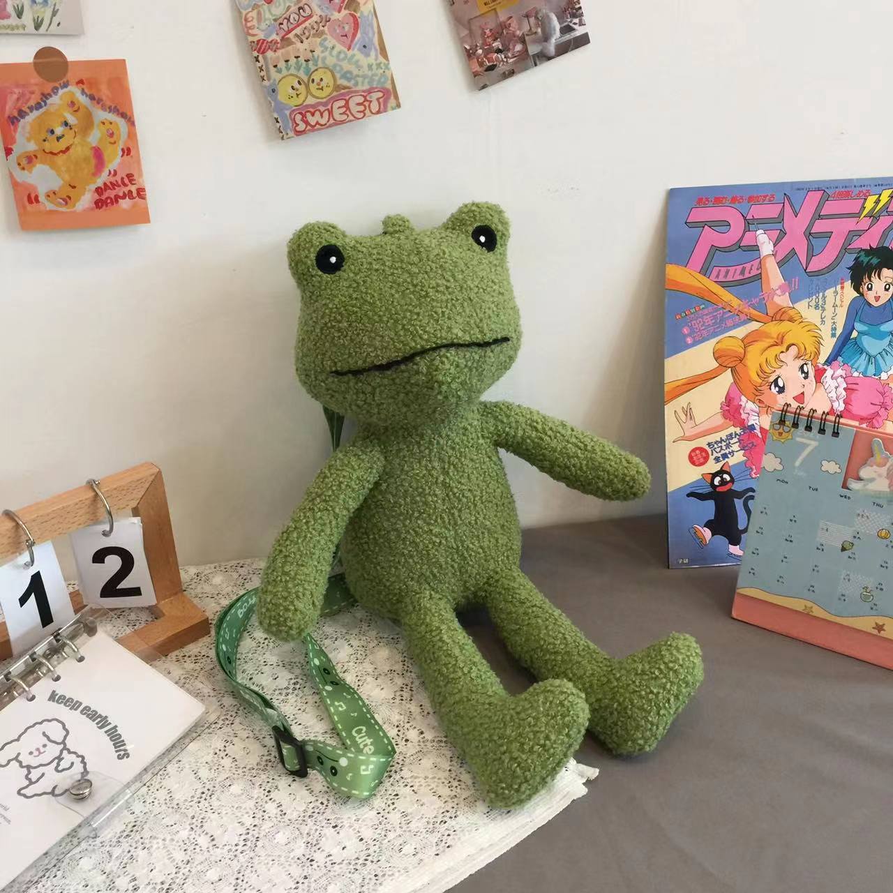 Ugly Cute Funny Lonely Green Frog Shoulder Bags