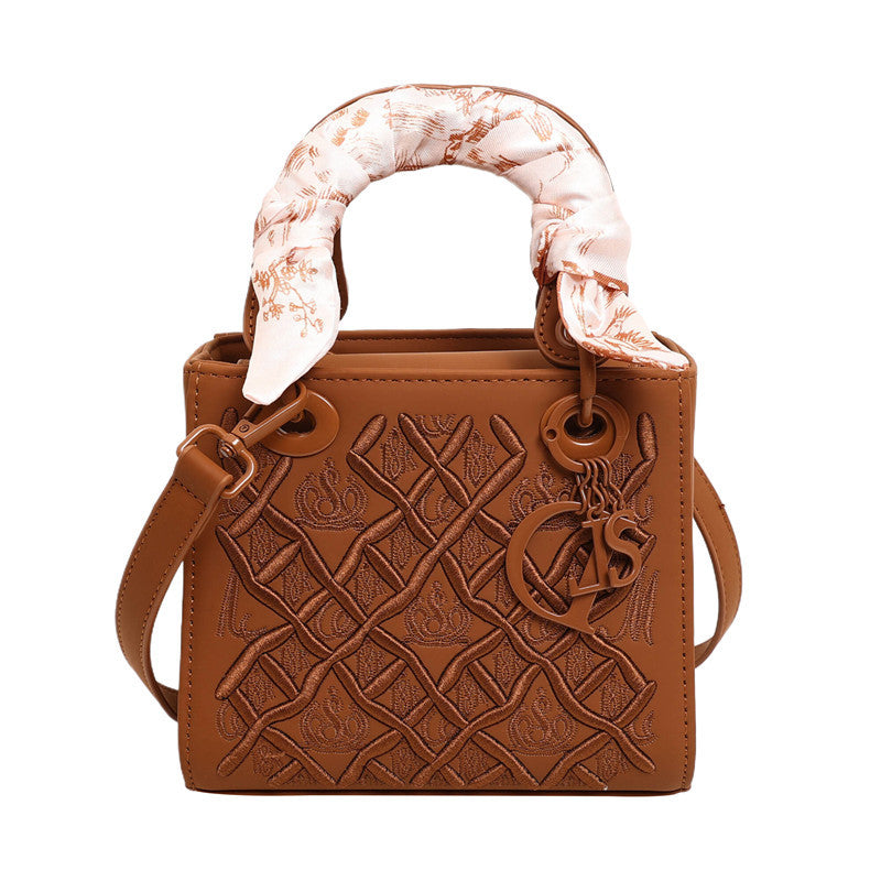 Women's Embroidered Rhombus Diana High-grade Versatile Fashion Handbags