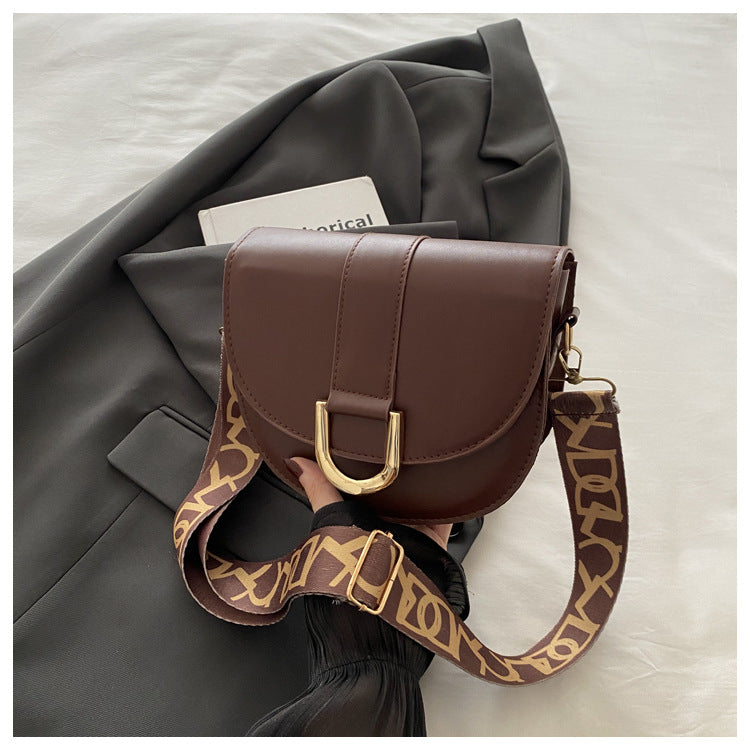 Simple Wide Strap Letters Saddle Fashion Bags
